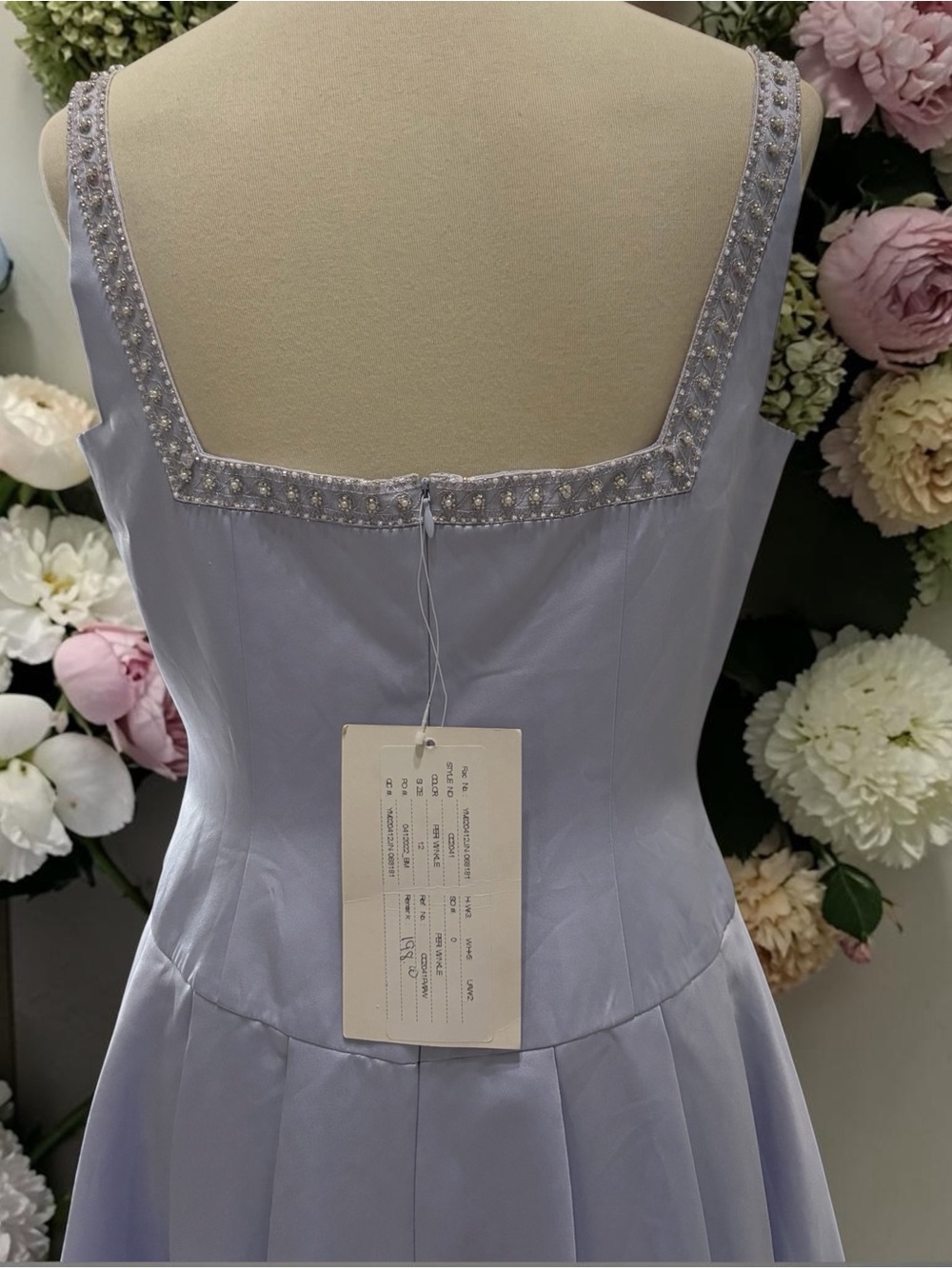 Elegant Periwinkle Square-Neck Satin Wedding Bridesmaid Dress with Beaded Straps - Picture 5 of 10